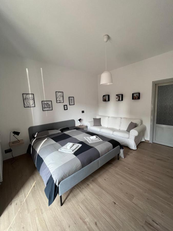 Bed and Breakfast Le Stanze Di Alicam Arona Zewnętrze zdjęcie
