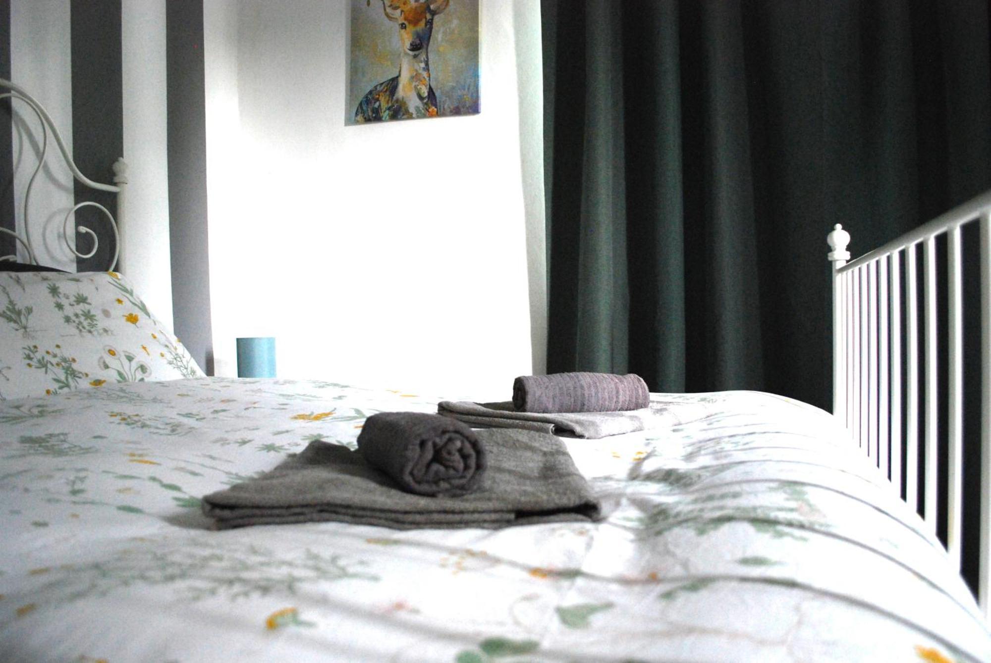 Bed and Breakfast Le Stanze Di Alicam Arona Zewnętrze zdjęcie